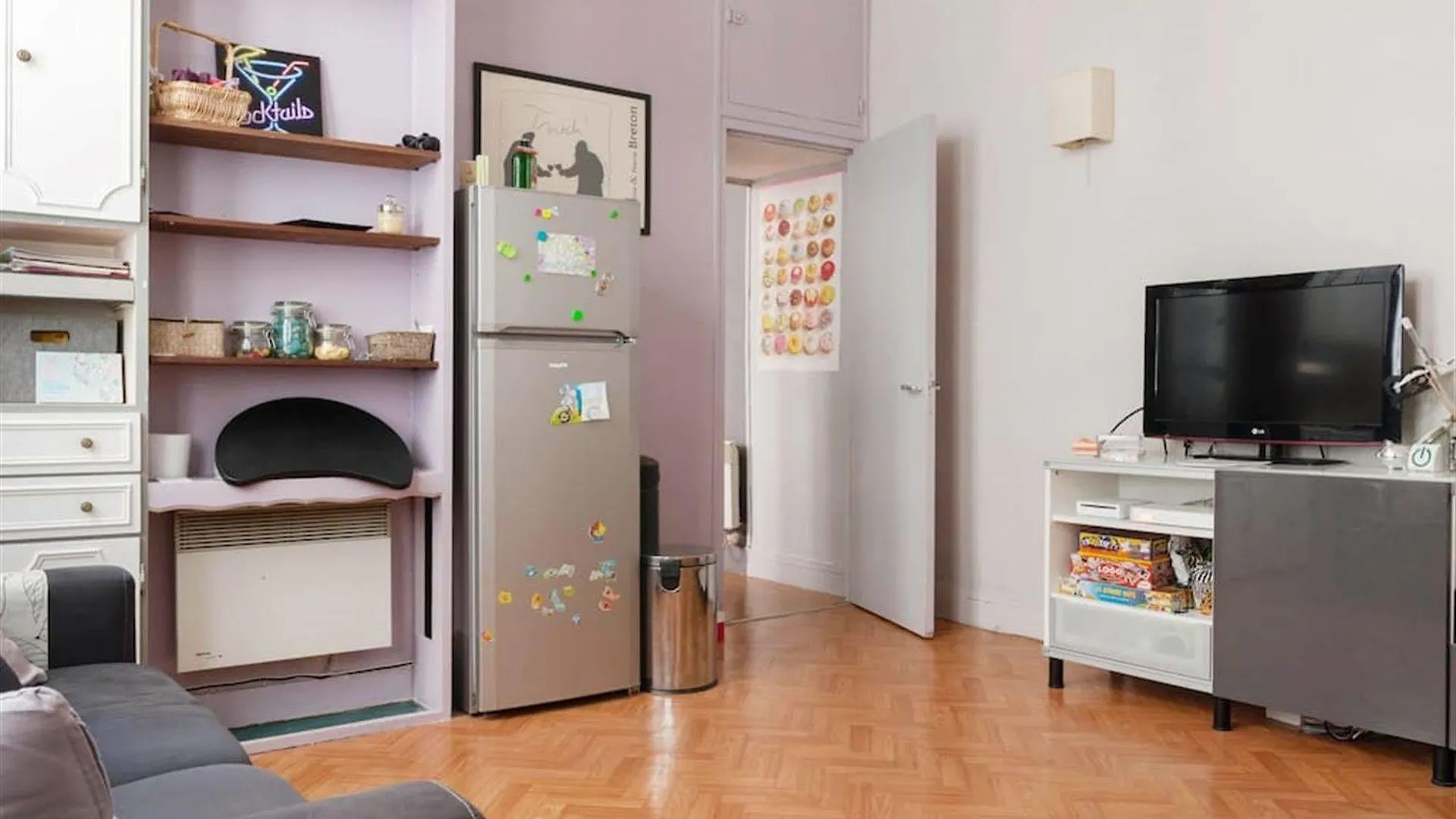 Louvre Apartment *
